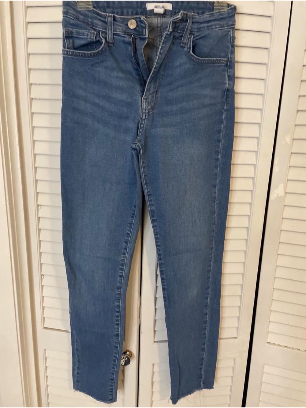 Forever 21 Women's Skinny Jeans - Medium Blue